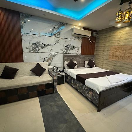 Hotel Dev Ganga リシケーシュ エクステリア 写真