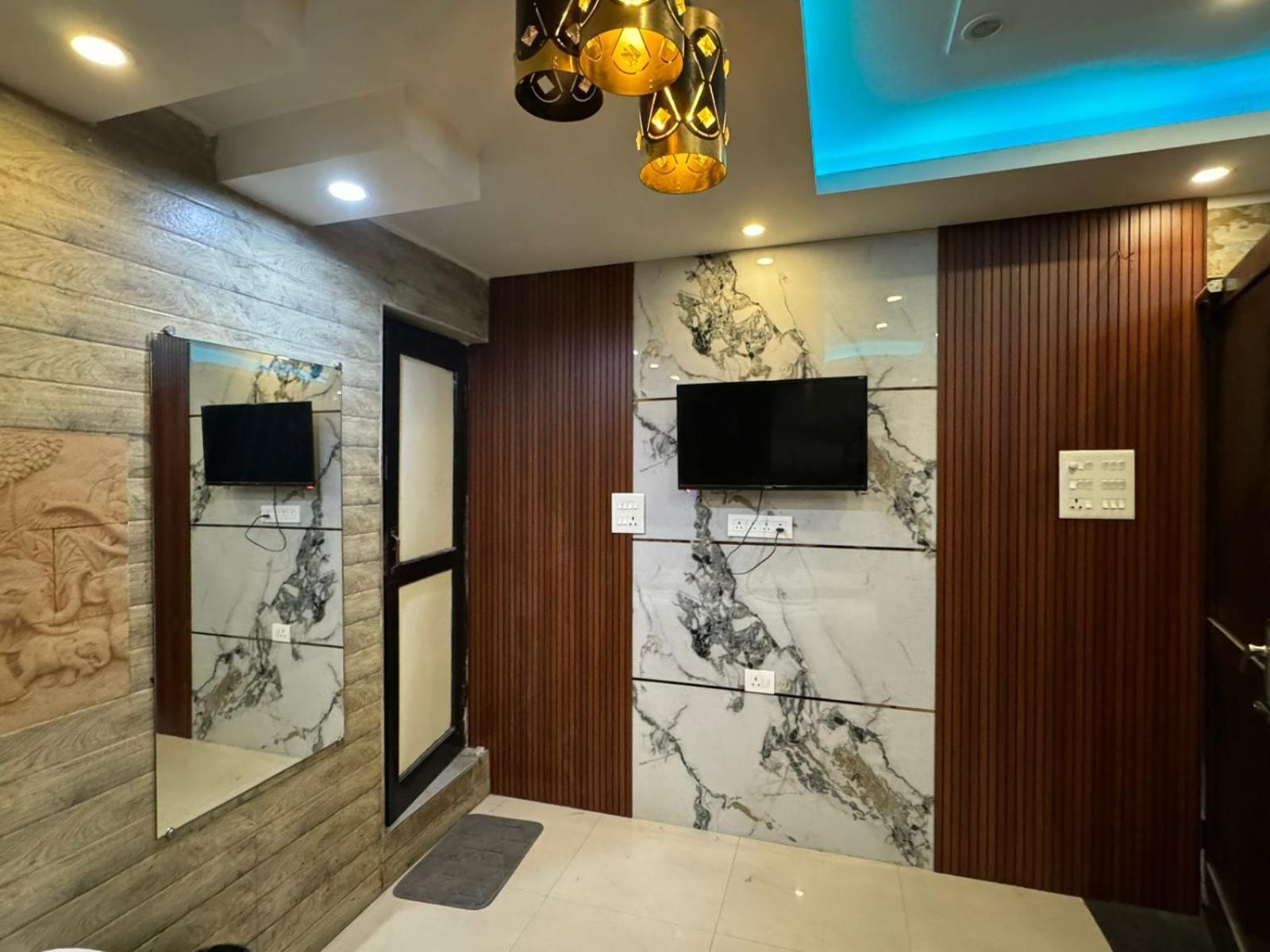 Hotel Dev Ganga リシケーシュ エクステリア 写真